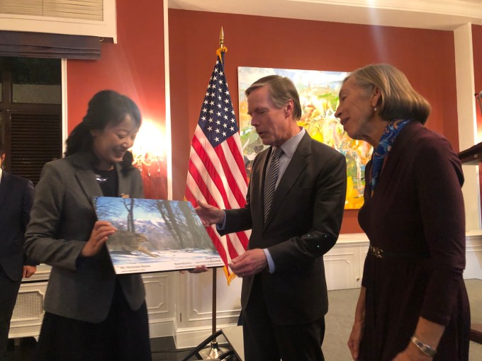 US Ambassador hosts Ambassadors for Nature event in Beijing
